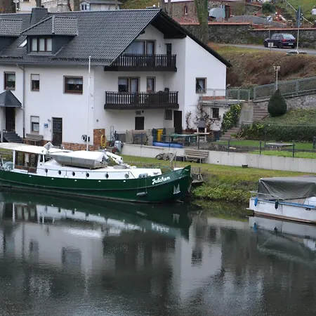 Balduin - & Flussblick 酒店 3*